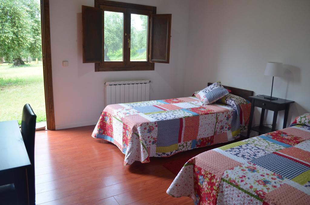 Ch Tietar Guest House La Iglesuela ภายนอก รูปภาพ