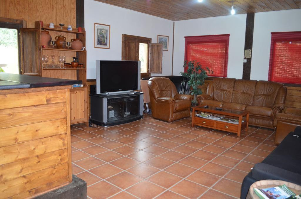 Ch Tietar Guest House La Iglesuela ภายนอก รูปภาพ